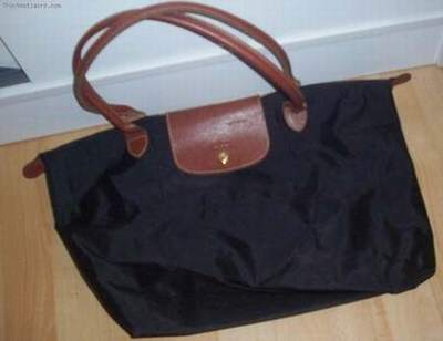 Sac longchamp pliage online taille m pas cher